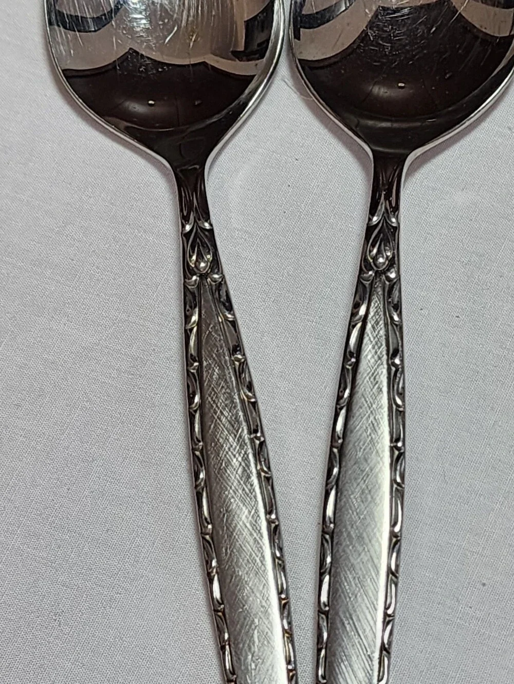 Oneida Community Venetia Stainless Steel Serving Spoons Lot Of 2 Dinnerware